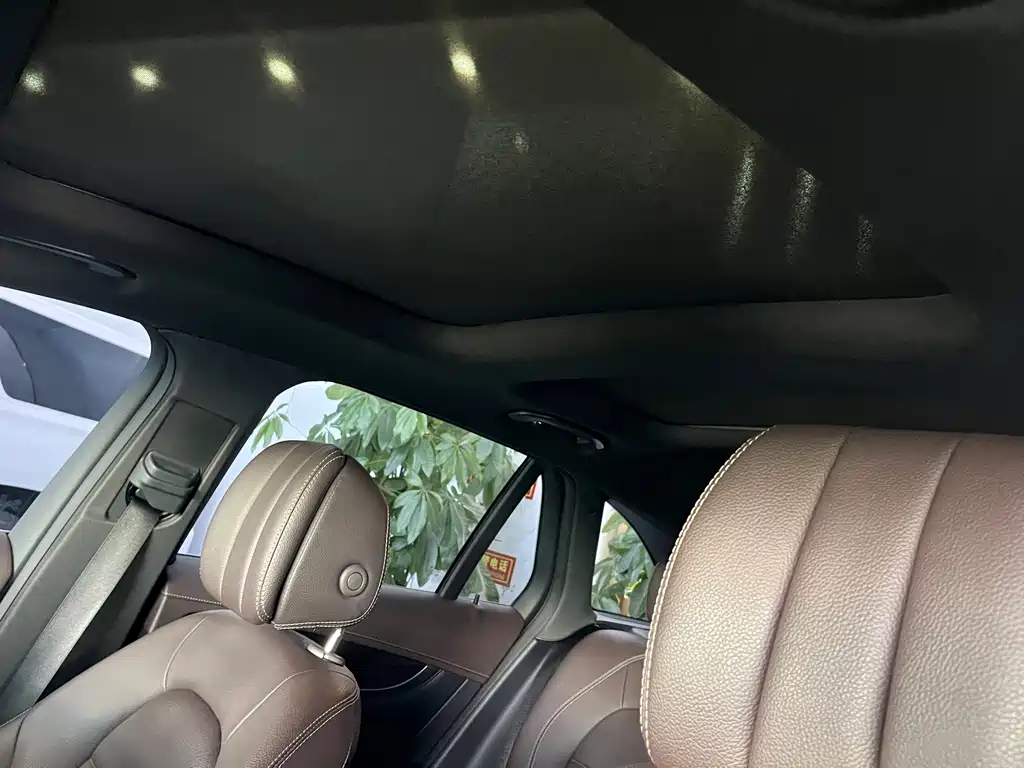 Mercedes-Benz GLC — миниатюра 12