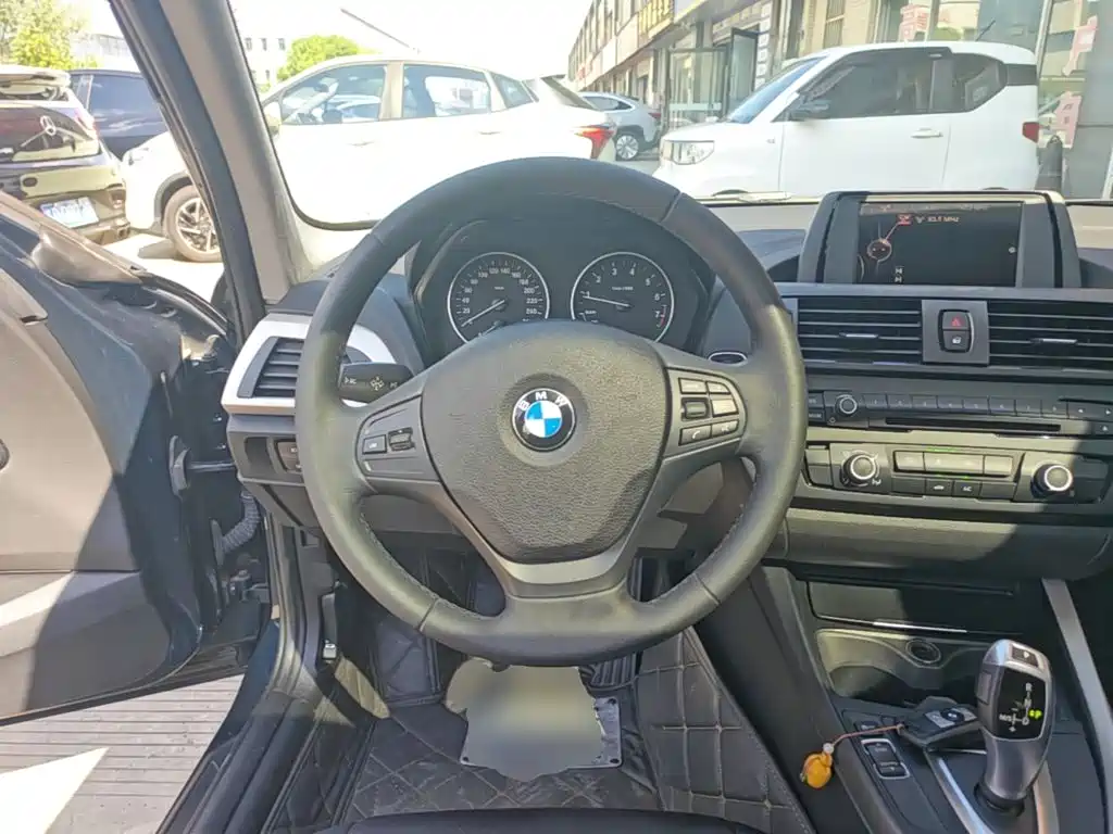 BMW 1 Series (Import) — миниатюра 11