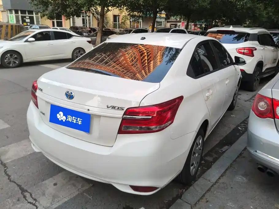 Toyota Vios — миниатюра 3