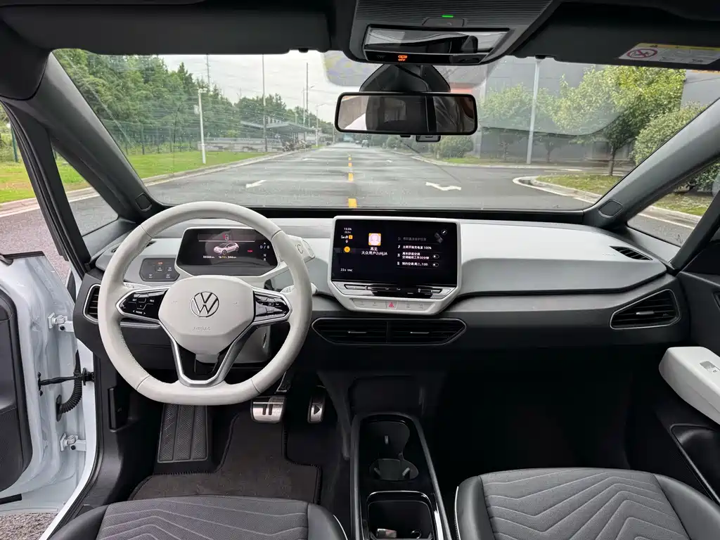 Volkswagen ID.3 — миниатюра 12