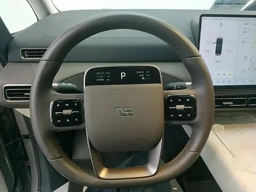 Li Auto Li MEGA — миниатюра 11