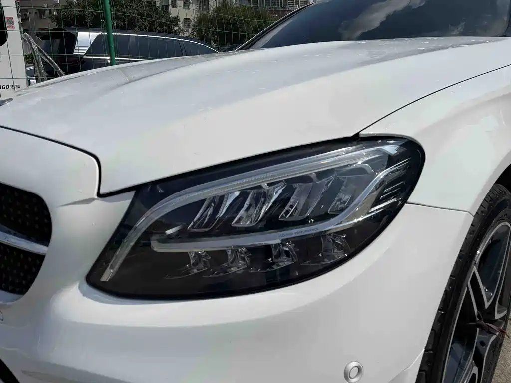 Mercedes-Benz C-Class — миниатюра 3