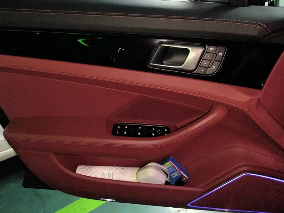Porsche Panamera — миниатюра 7