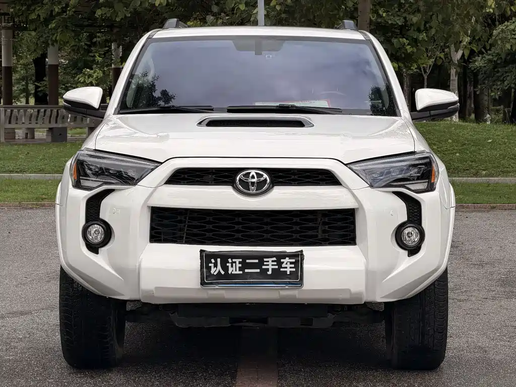 Toyota 4Runner 2019 4.0L AT