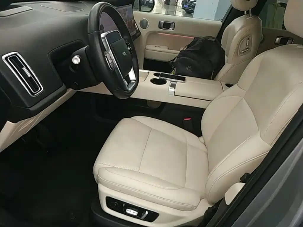Li Auto Li L8 — миниатюра 15