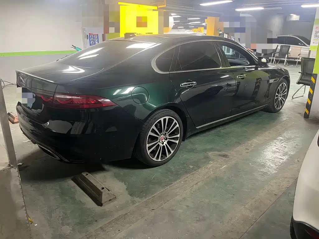 Jaguar XFL — миниатюра 8
