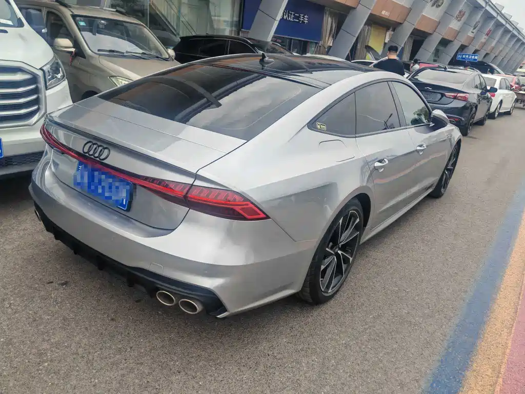 Audi A7 — миниатюра 2