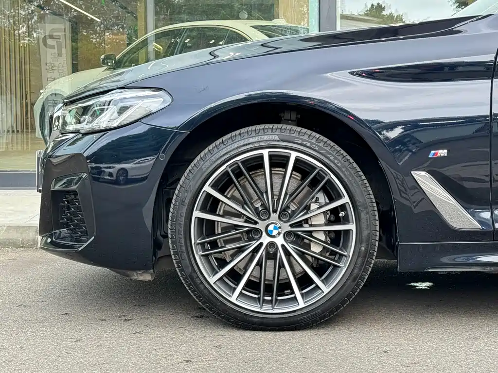 BMW 5 Series 5 2023 530Li Lead M Sport
