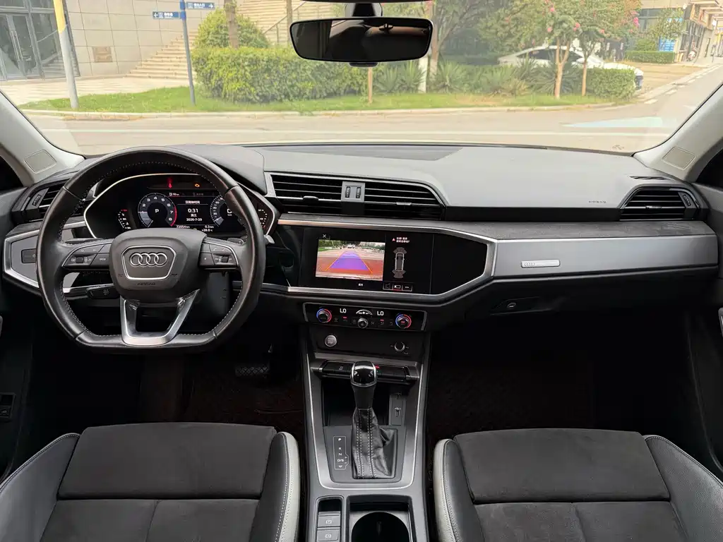 Audi Q3 — миниатюра 15