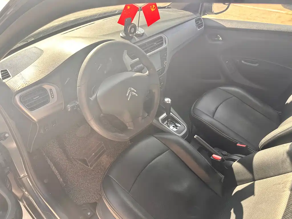 Citroen Elysee — миниатюра 8