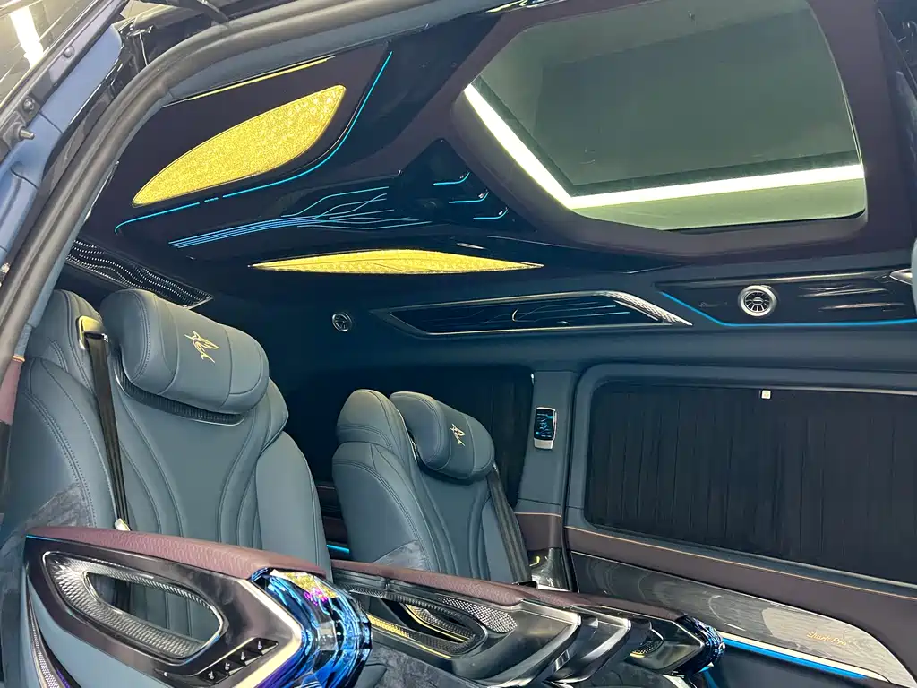 Mercedes-Benz V-Class V 2024 V 300 L Luxury