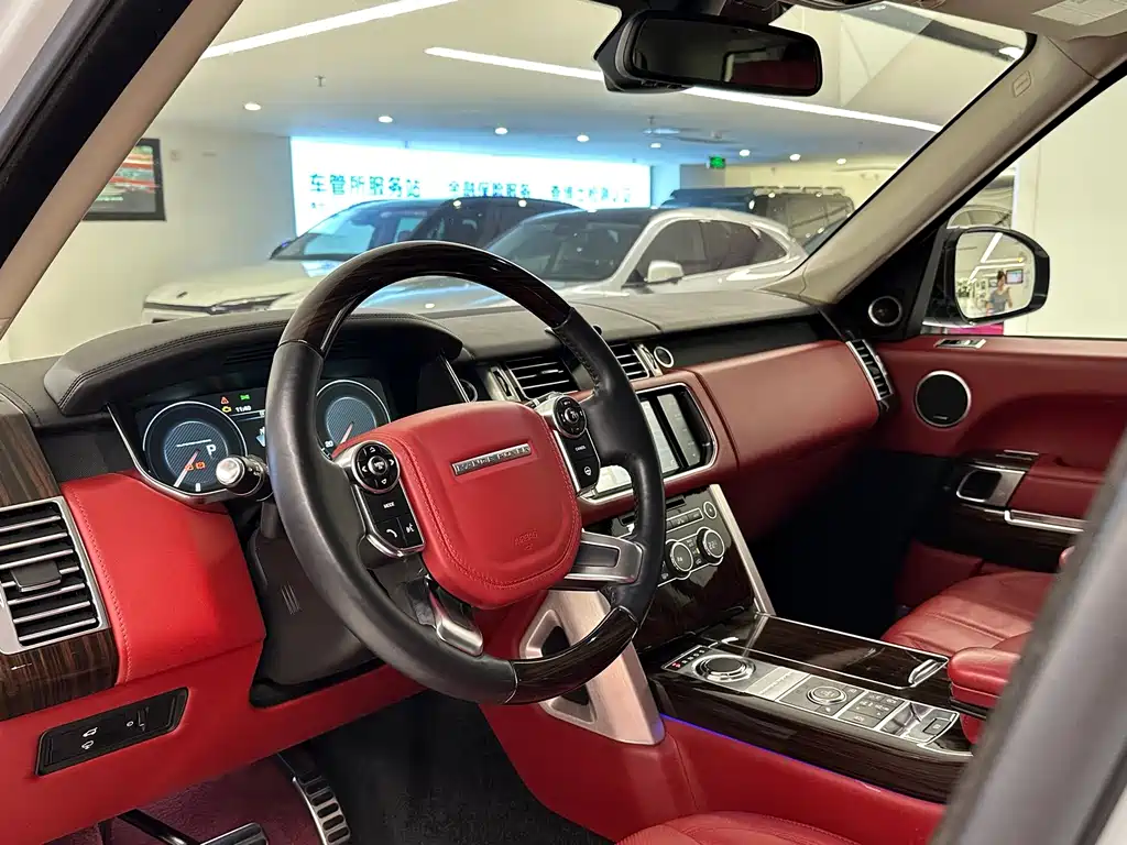 Land Rover Range Rover — миниатюра 10