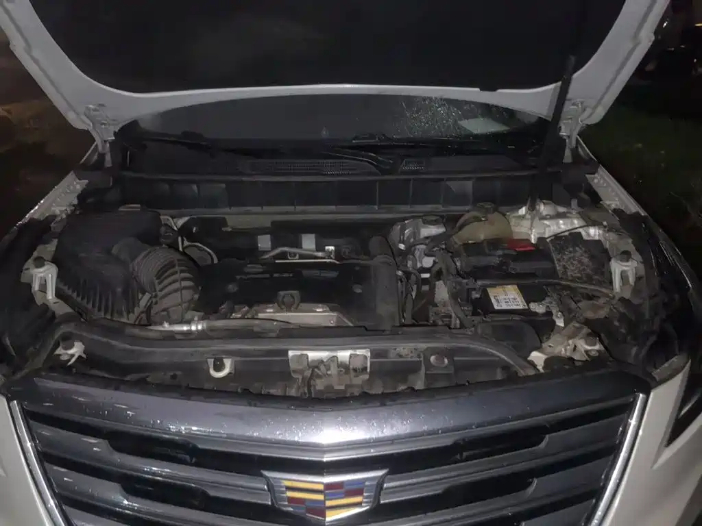 Cadillac XT5 — миниатюра 11