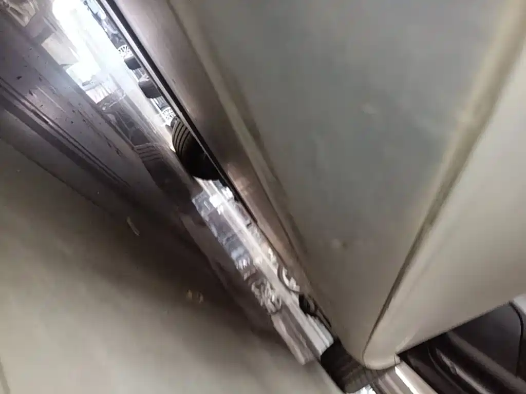 Tesla Model 3 — миниатюра 21