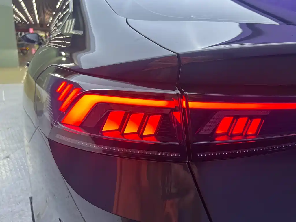 Volkswagen Lamando — миниатюра 19