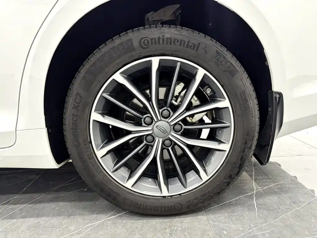 Geely Xingrui — миниатюра 19
