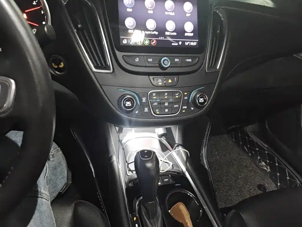 Chevrolet Malibu XL — миниатюра 9