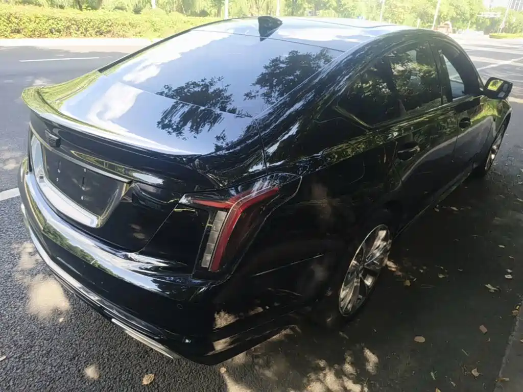 Cadillac CT5 — миниатюра 7