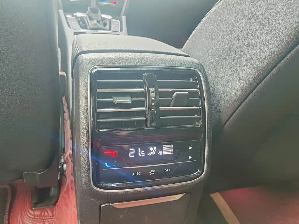 Volkswagen CC — миниатюра 16