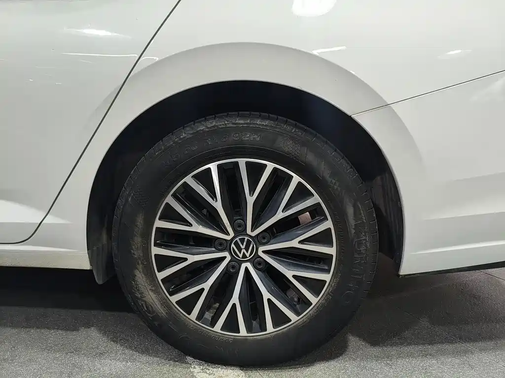 Volkswagen Sagitar — миниатюра 16