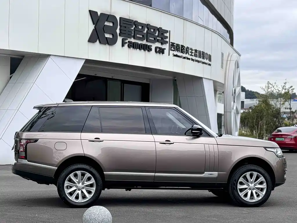 Land Rover Range Rover — миниатюра 19