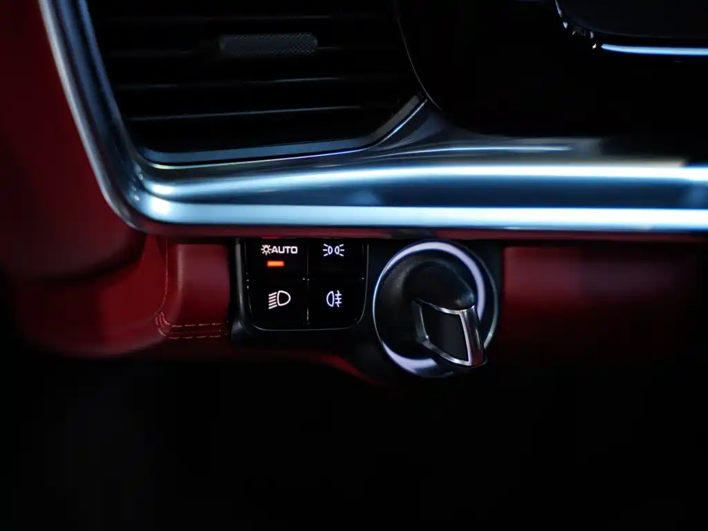 Porsche Panamera — миниатюра 13