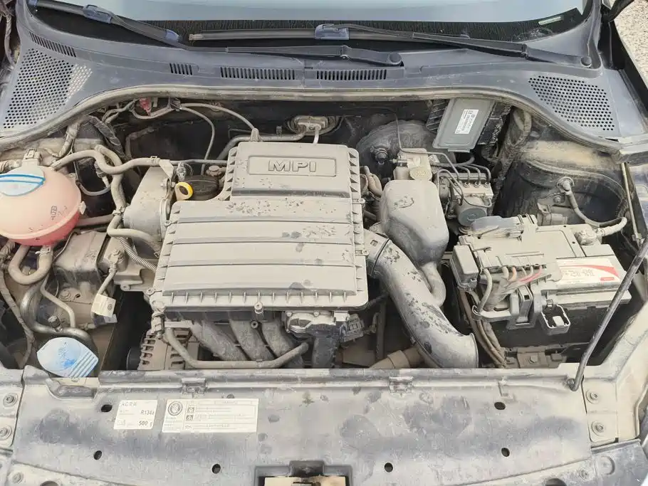 Volkswagen Santana — миниатюра 10