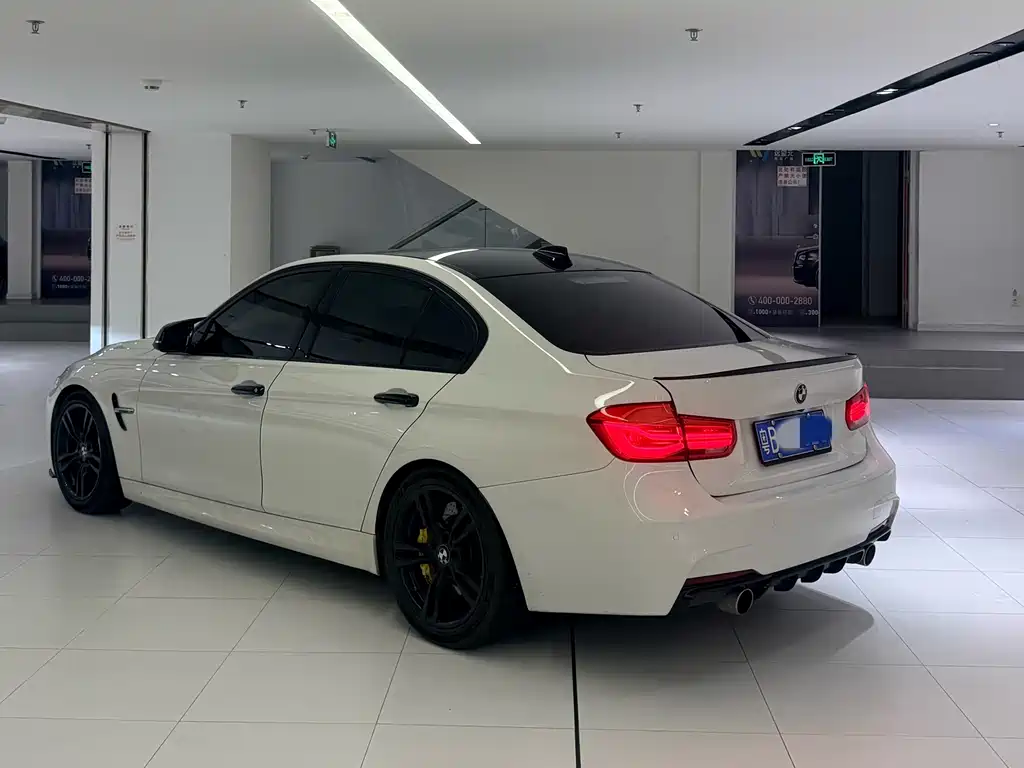 BMW 3 Series — миниатюра 4