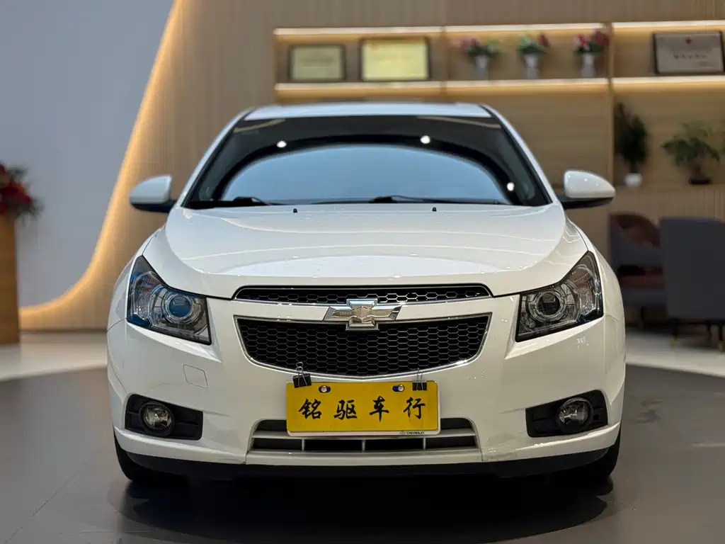 Chevrolet Cruze 2013 1.8L SE AT