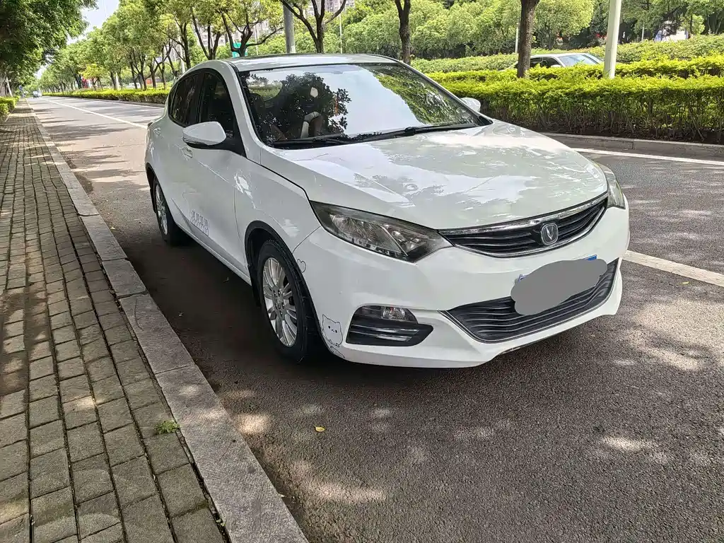 Changan Eado XT — миниатюра 2
