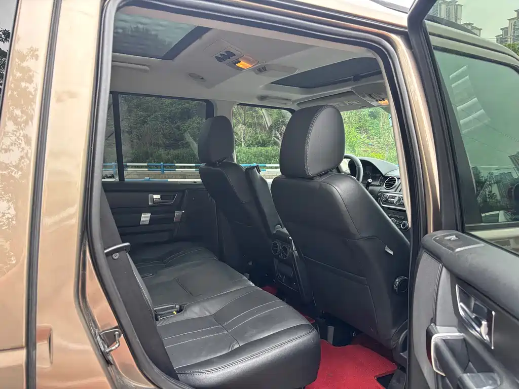 Land Rover Discovery — миниатюра 10