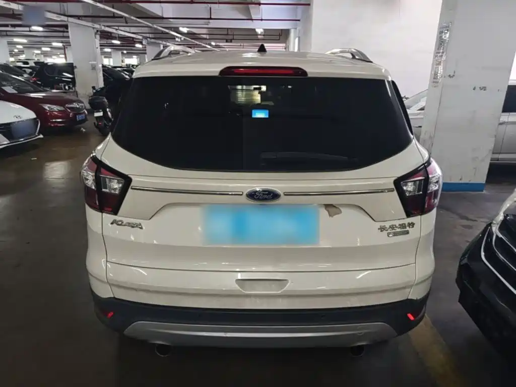 Ford Kuga — миниатюра 6