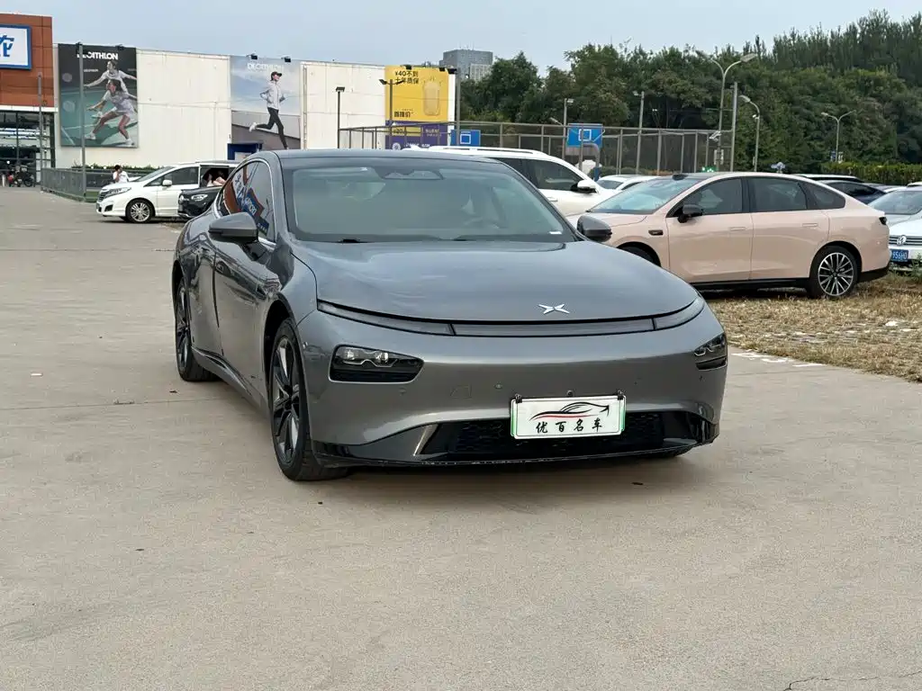 XPeng P7 — миниатюра 3