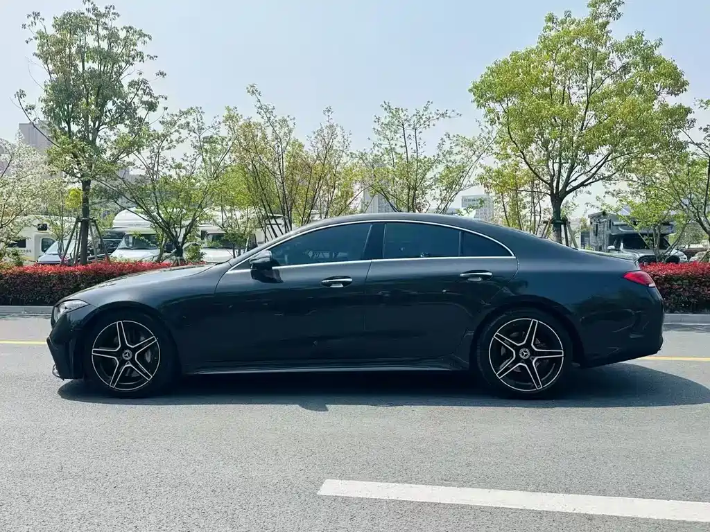 Mercedes-Benz CLS — миниатюра 3