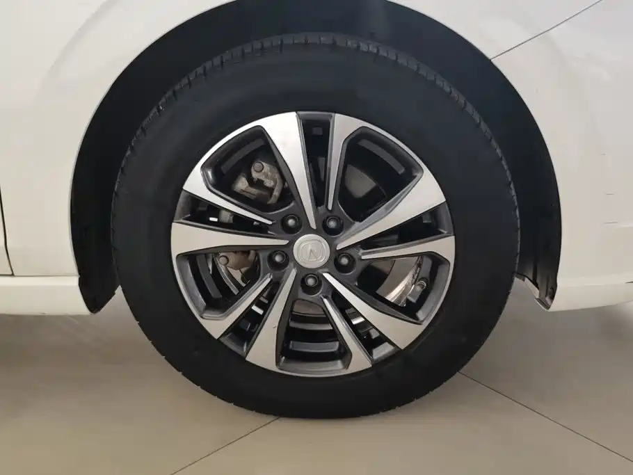 Changan Eado — миниатюра 6