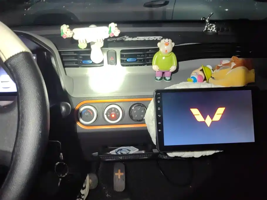 Wuling MINIEV — миниатюра 13