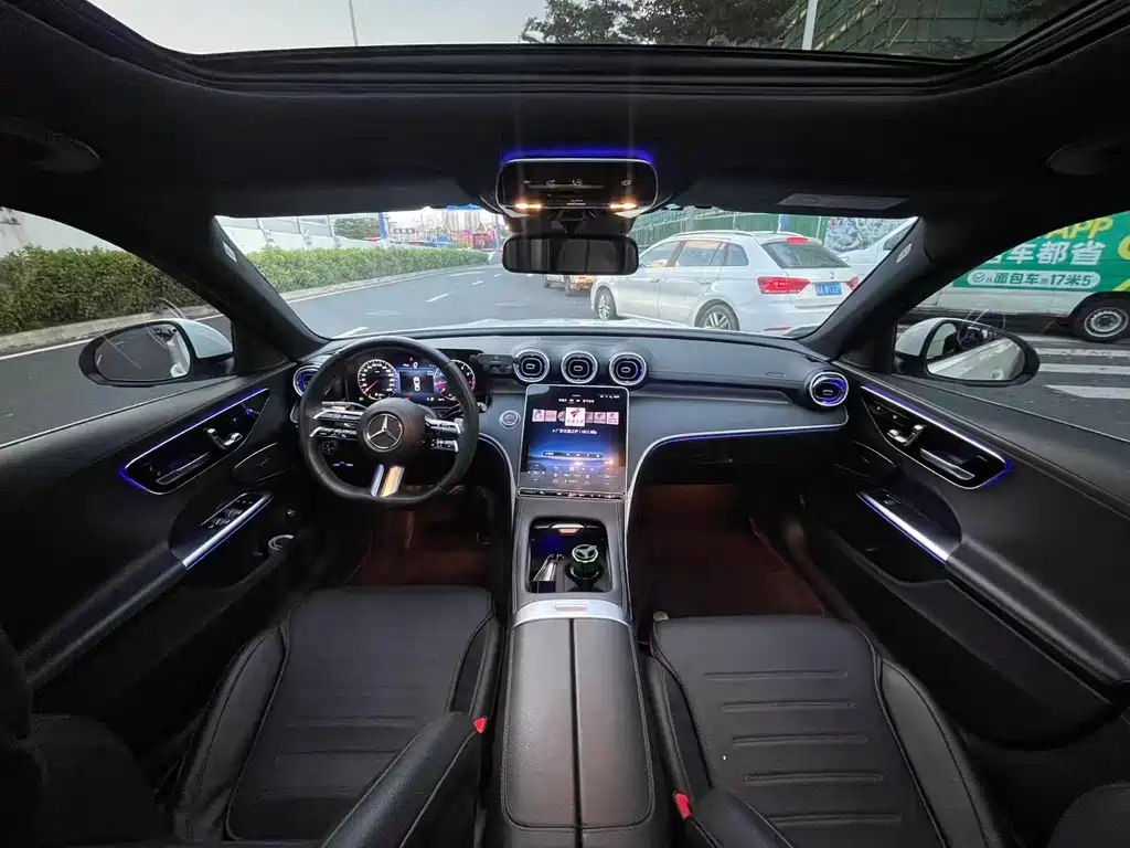 Mercedes-Benz C-Class — миниатюра 10