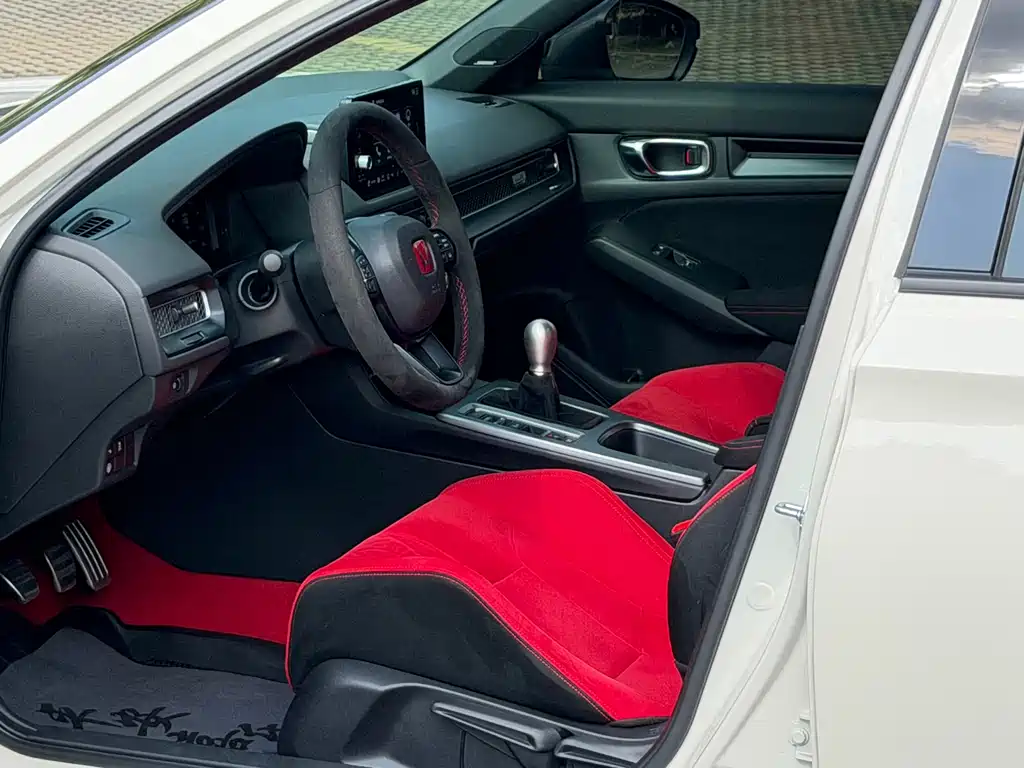 Honda Civic (Import) — миниатюра 17