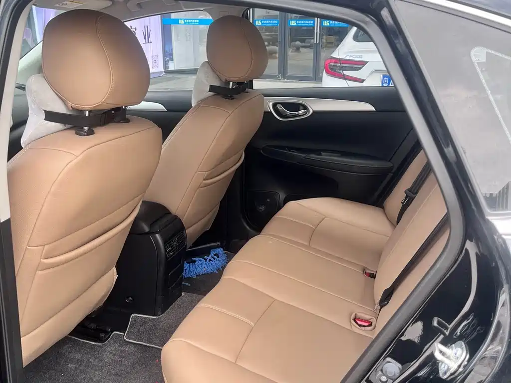 Nissan Sylphy — миниатюра 7