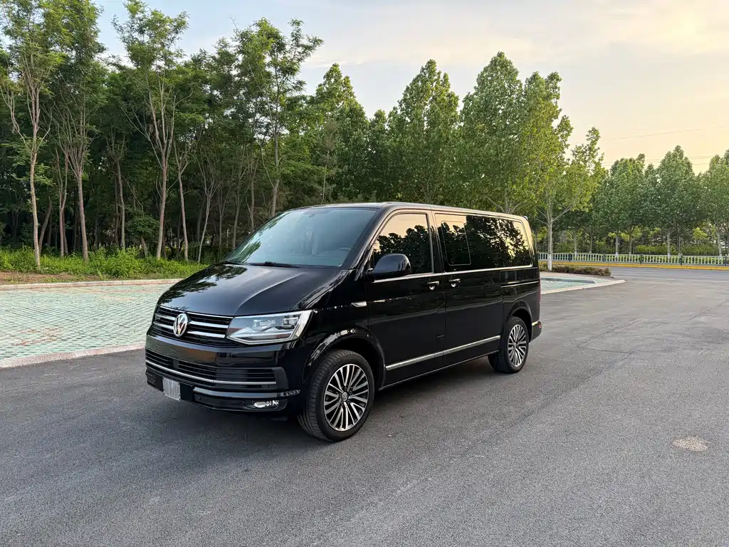 Купить Volkswagen Multivan