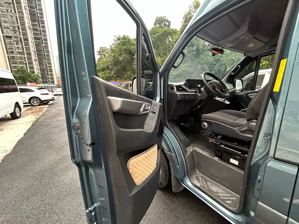 Foton Tuyano — миниатюра 12