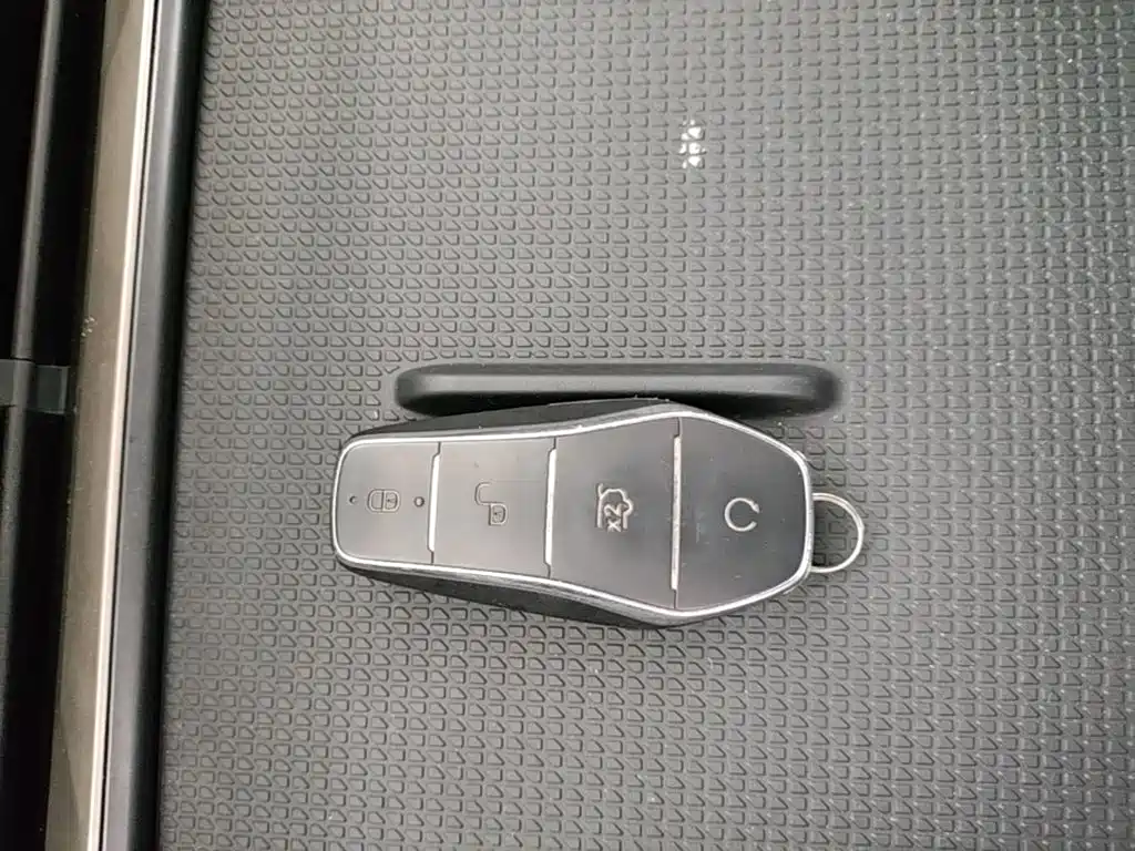 BYD Qin L — миниатюра 9