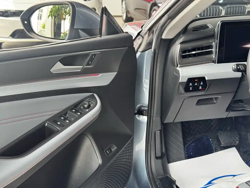 Volkswagen Lamando — миниатюра 9