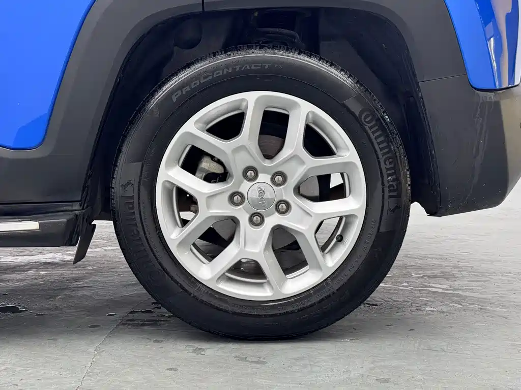 Jeep Renegade — миниатюра 11
