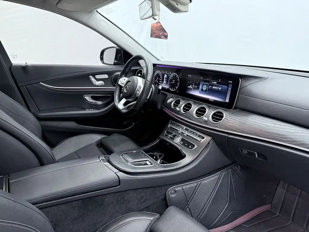Mercedes-Benz E-Class E 2019 E 200 L Sport