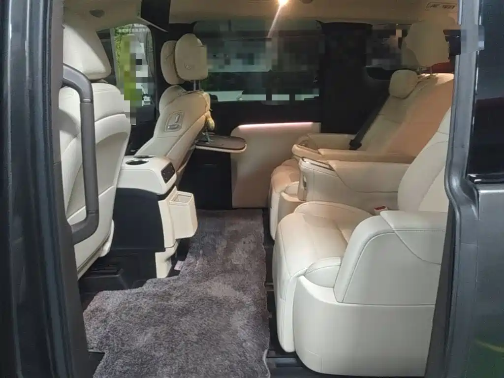Li Auto Li MEGA — миниатюра 17