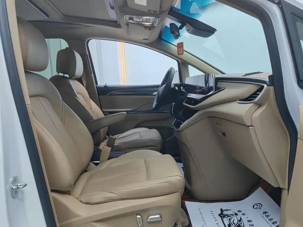 Buick GL8 2021 ES 653T Luxury