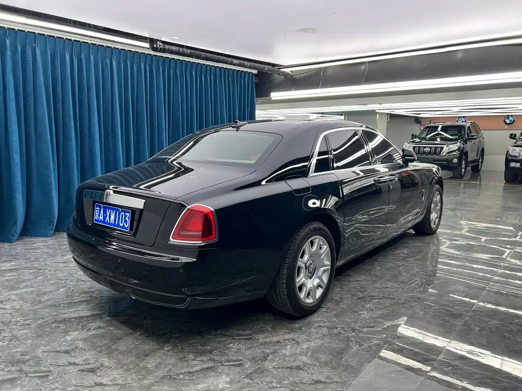 Rolls-Royce Ghost — миниатюра 4