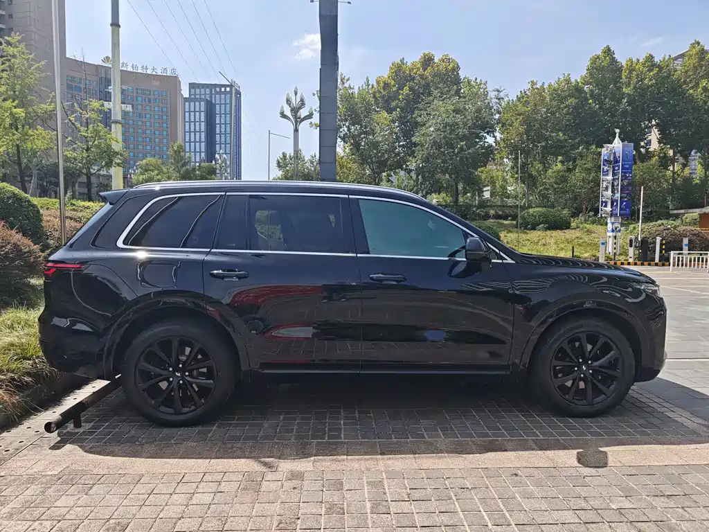 Li Auto Li ONE — миниатюра 13