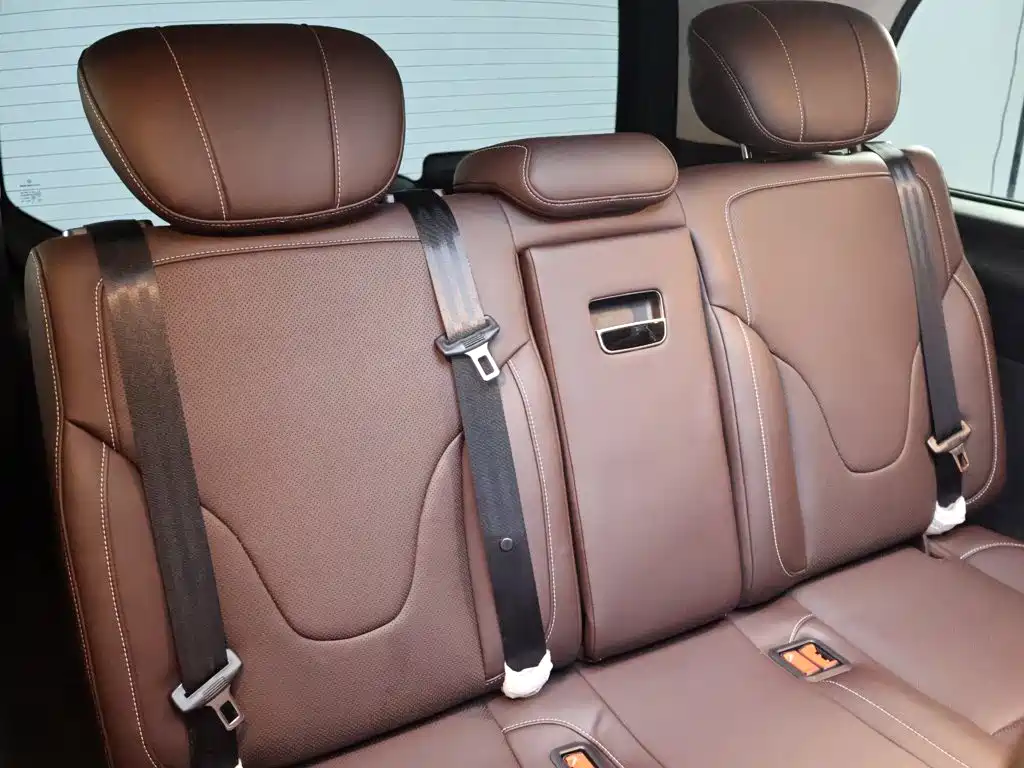 Mercedes-Benz V-Class — миниатюра 24